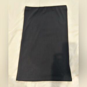 OAK + FORT Classic Black Garment